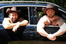Fisting a Cowboy: Steve Roman & Vinnie